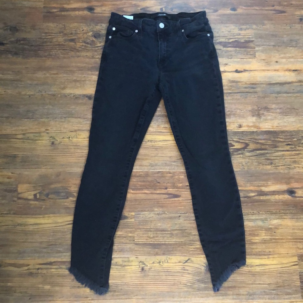 Joe’s Jeans l Black Denim The Icon Mid Rise Skinny Ankle Jeans